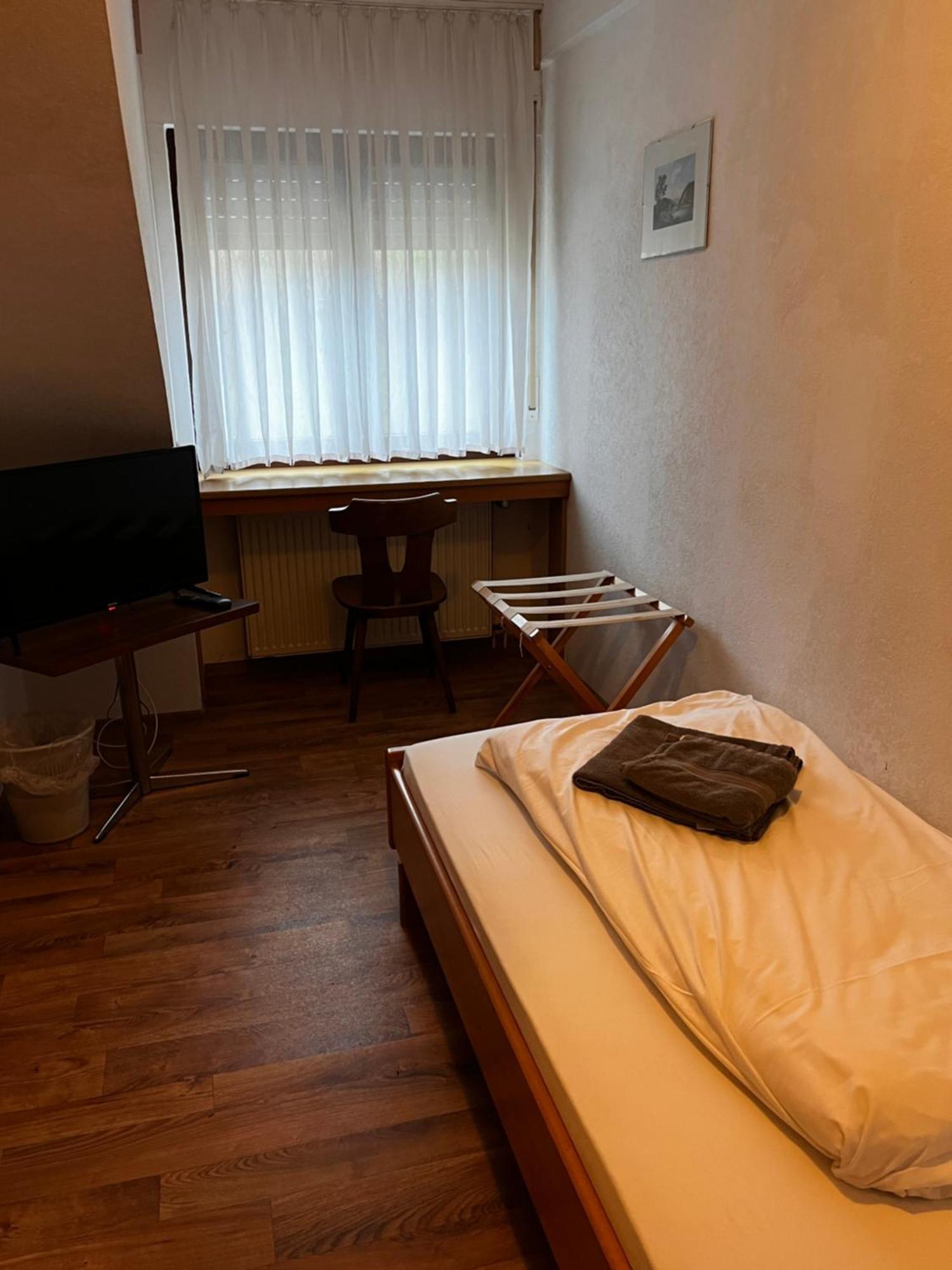 Hotel Zur Post Limburg Bad Camberg Hunfelden Bagian luar foto