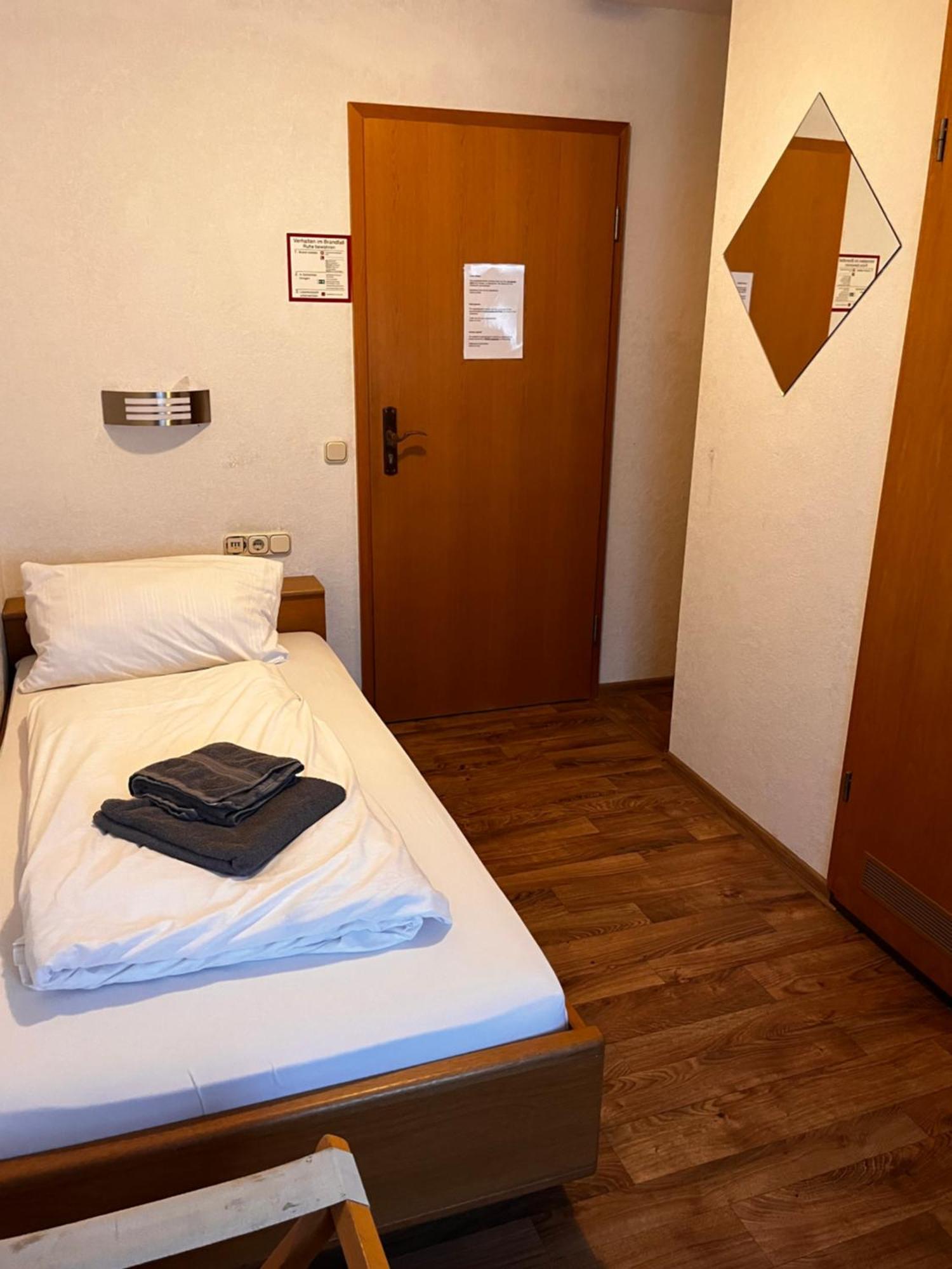 Hotel Zur Post Limburg Bad Camberg Hunfelden Bagian luar foto