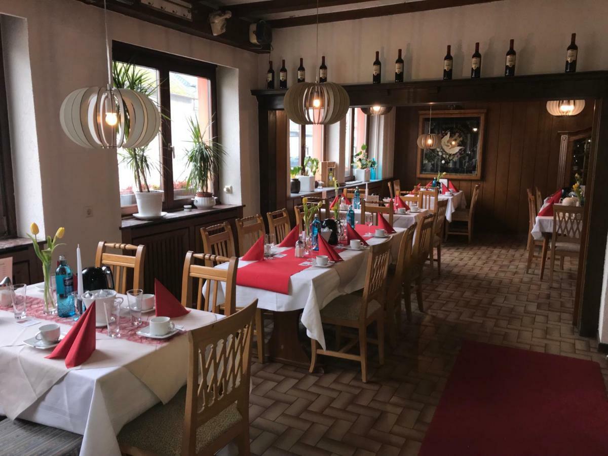 Hotel Zur Post Limburg Bad Camberg Hunfelden Bagian luar foto