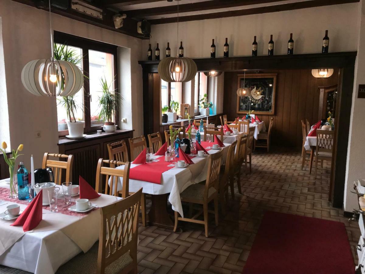 Hotel Zur Post Limburg Bad Camberg Hunfelden Bagian luar foto