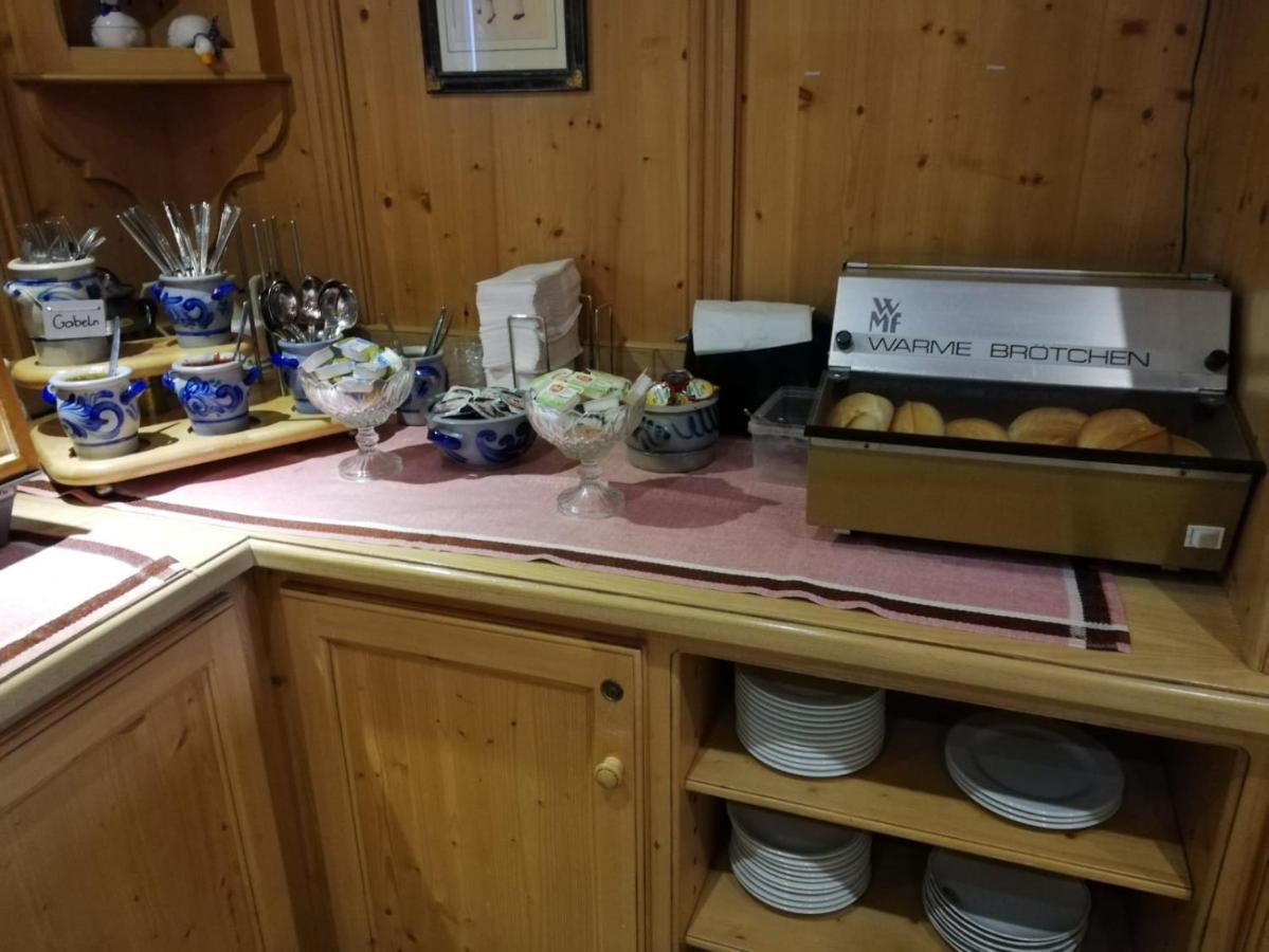 Hotel Zur Post Limburg Bad Camberg Hunfelden Bagian luar foto